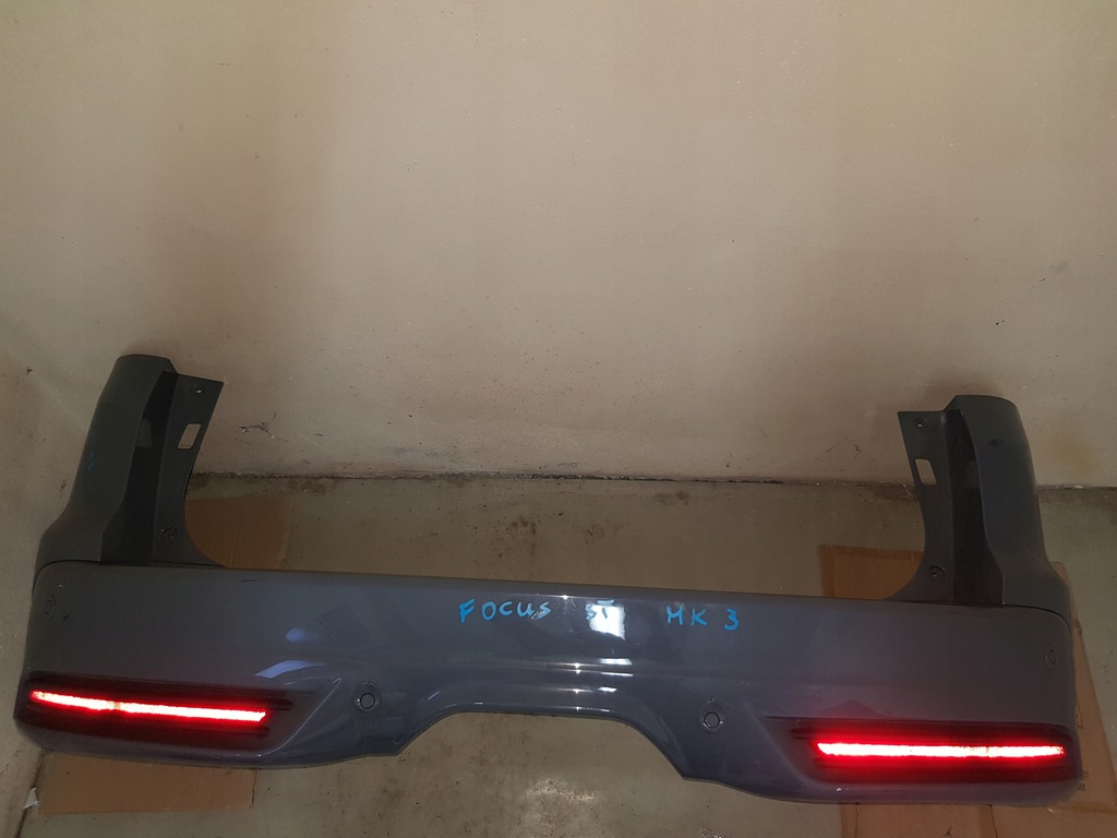 ford focus mk3 lift st ranchera parachoque paragolpes trasero pdc ($)