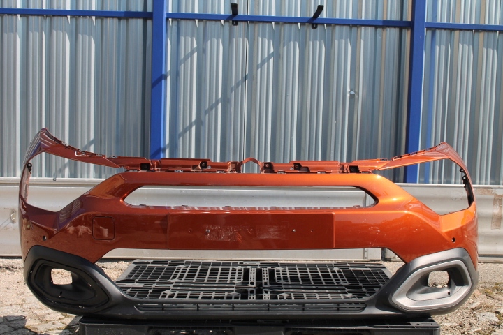 parachoque paragolpes delantero citroen c4 9834692580 2020  ($)
