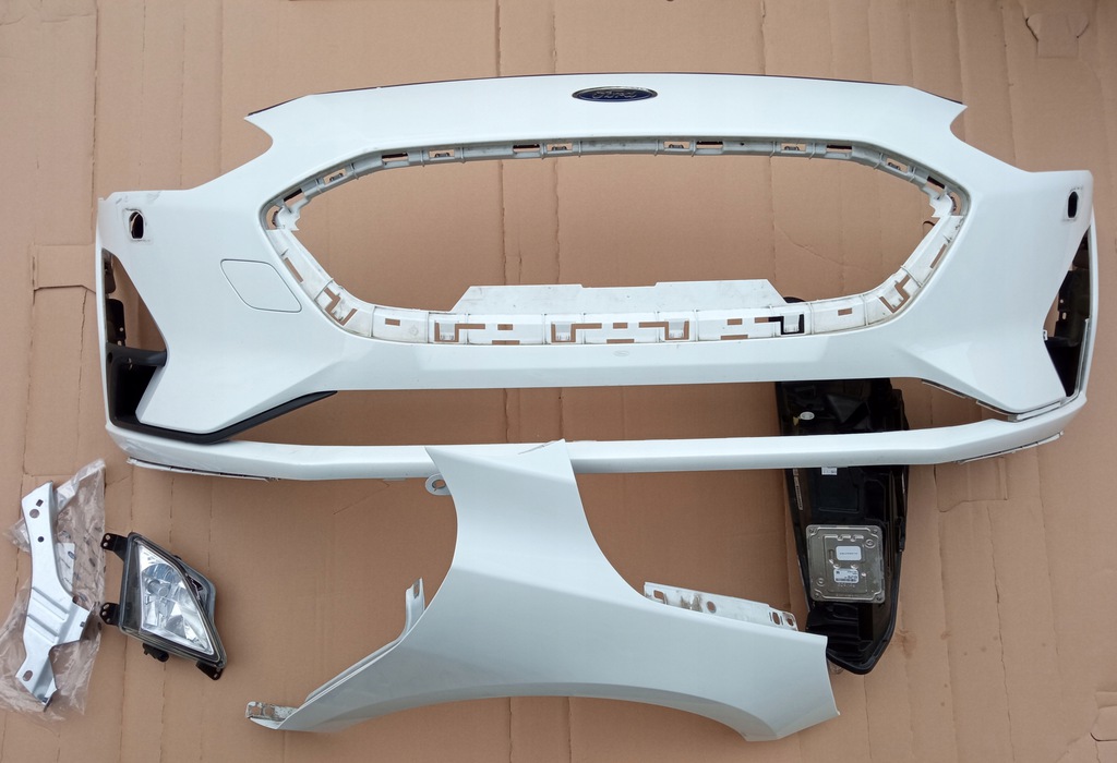 focus mk4 lift parachoque paragolpes biały ladny sprysk ($)