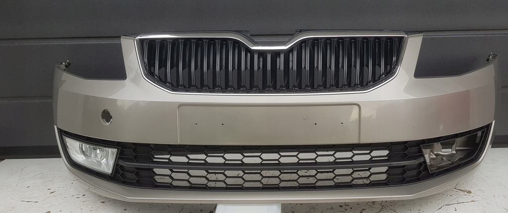 parachoque paragolpes delantero skoda octavia 3 iii 5e0 ładny ($)