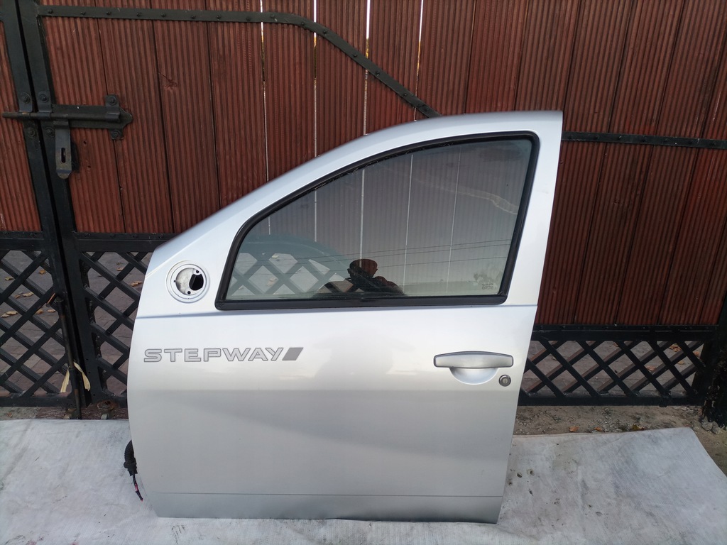 dacia sander.o stepway i puertas izq.  delantero ted69 ($)
