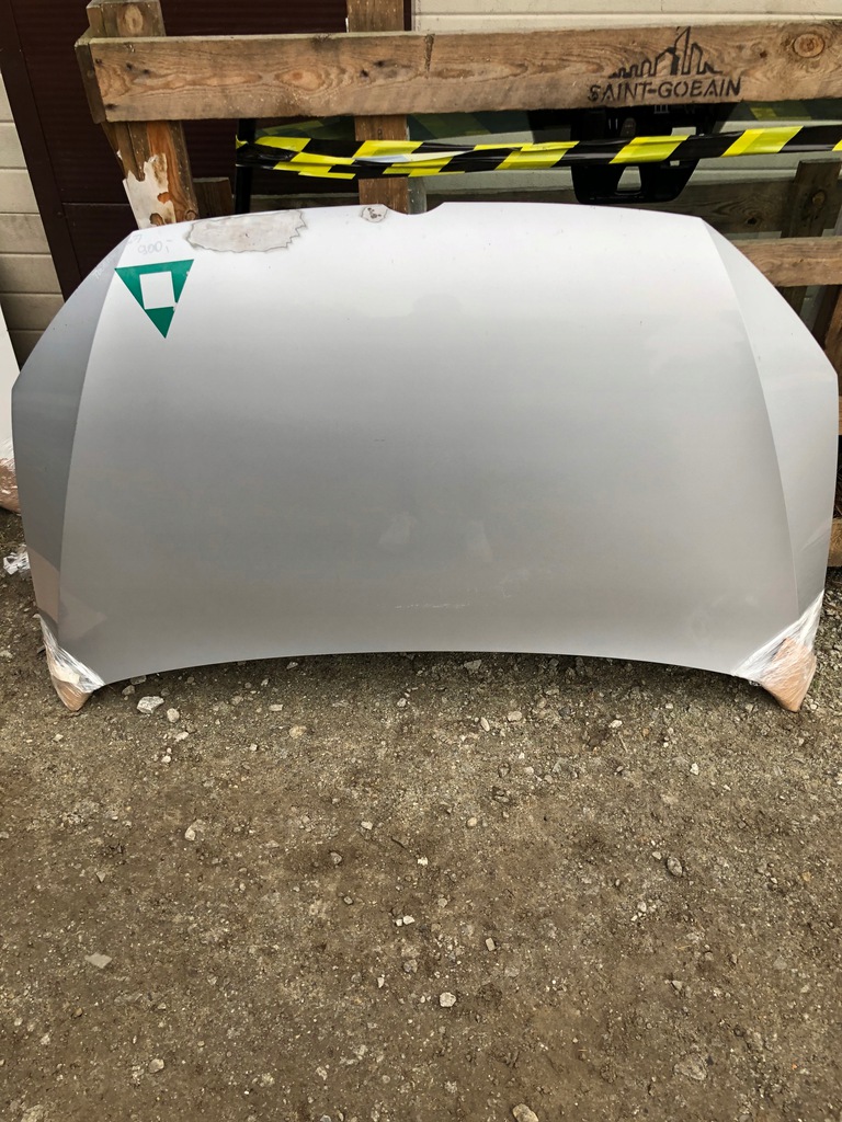 vw touran capó 2016r ($)