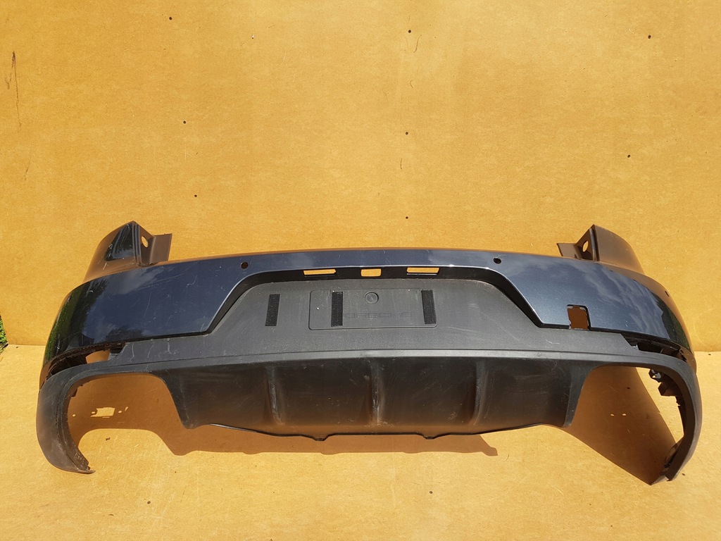 parachoque paragolpes trasero porsche macan turbo gts 95b ($)