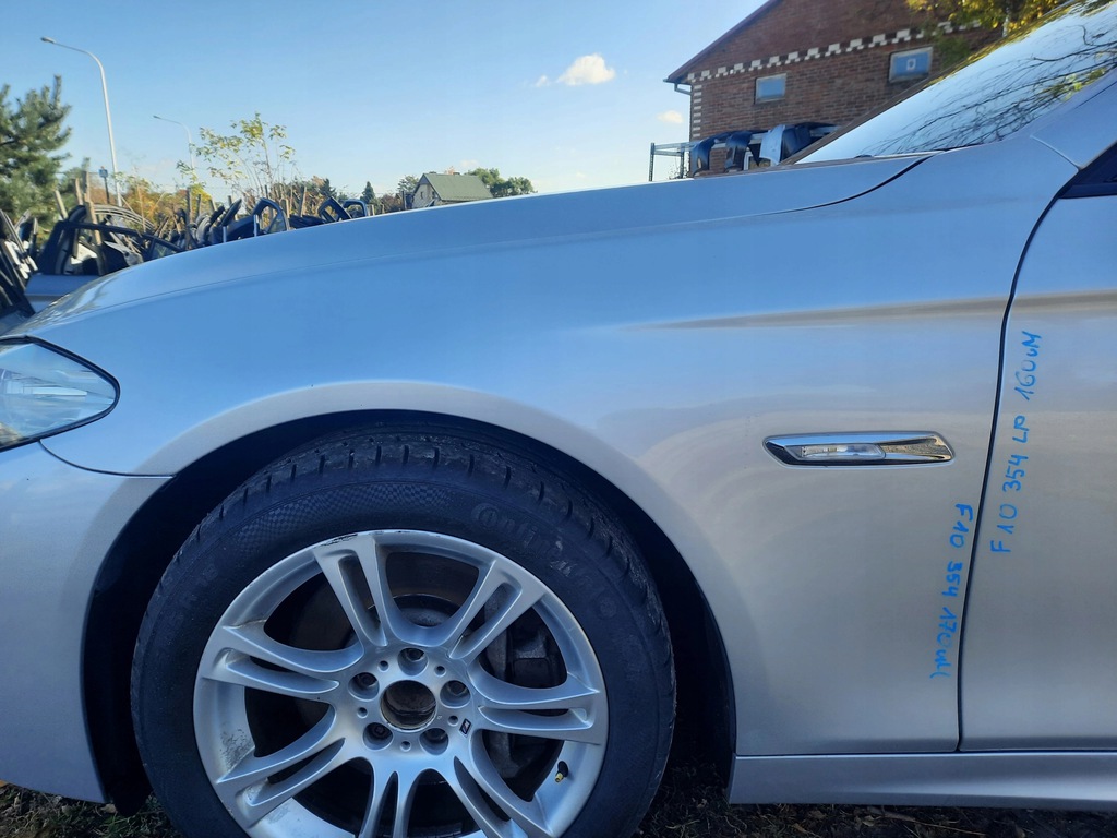 aleta izq.  delantero bmw f10 f11 titansilber 354 ($)