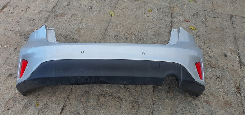 ford focus mk4 parachoque paragolpes trasero pdc hatchback ($)