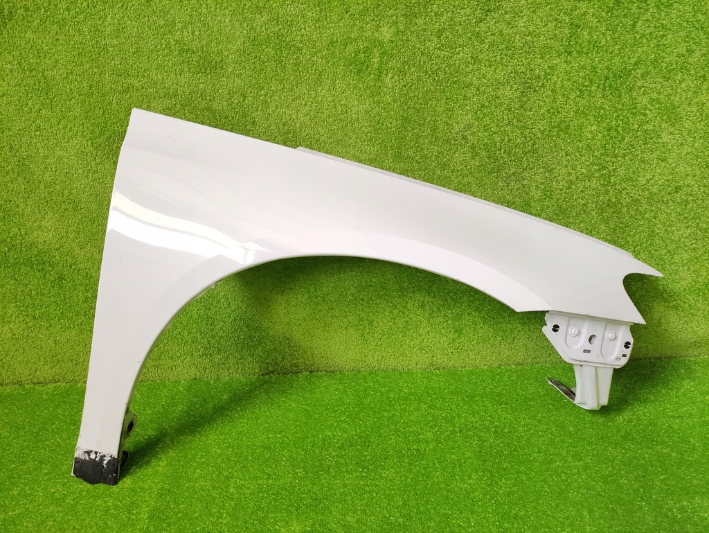 vw scirocco 1k8 10  aleta der. delantero delantero ($)
