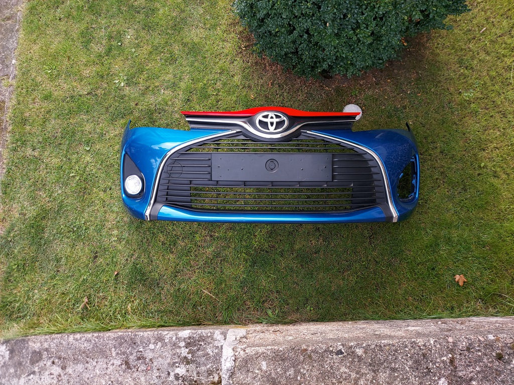 yaris iii lift 14 17 parachoque paragolpes delantero delantero calandra ($)