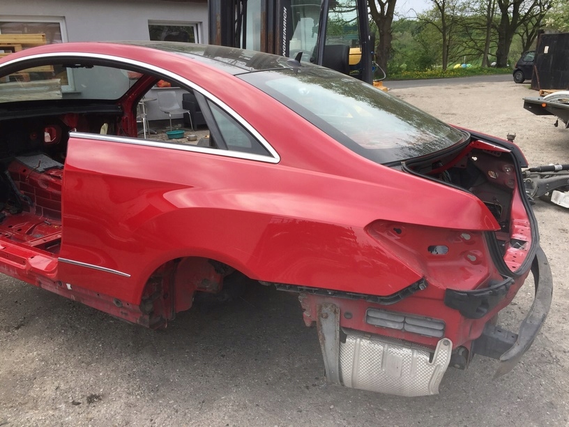 mercedes clase e w207 c590 corte izq.  trasero ($)