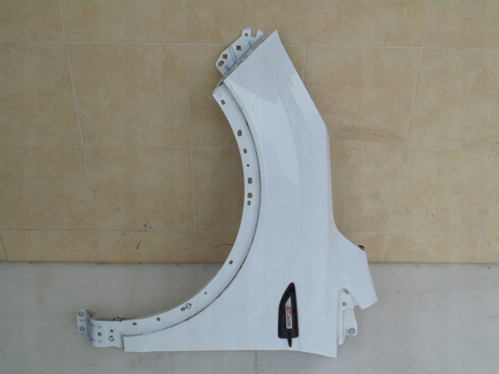 aleta izq.  escape kuga ii mk2 lift st line ($)