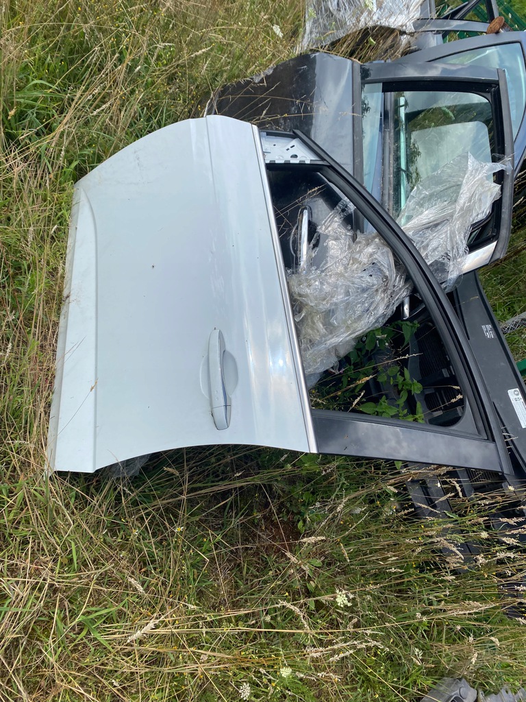 renault megane iv puertas delaentero izq.  białe ($)