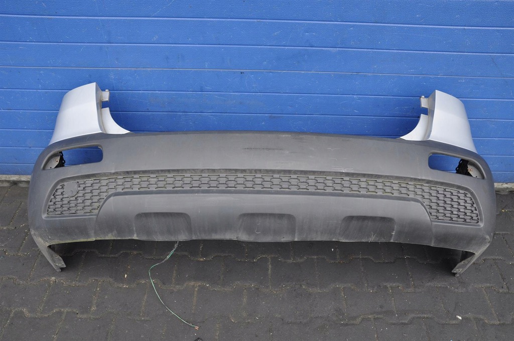 kia sorento ii parachoque paragolpes trasero 3d 2010 ($)