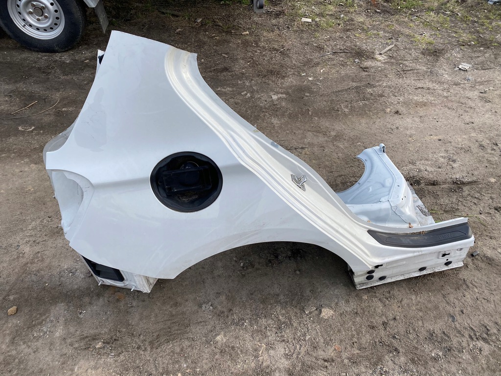 bmw f20 aleta corte der. trasero alpinweiss ($)
