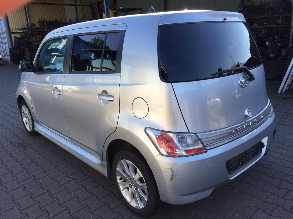 daihatsu materia 2006  aleta corte izq.  trasero ($)