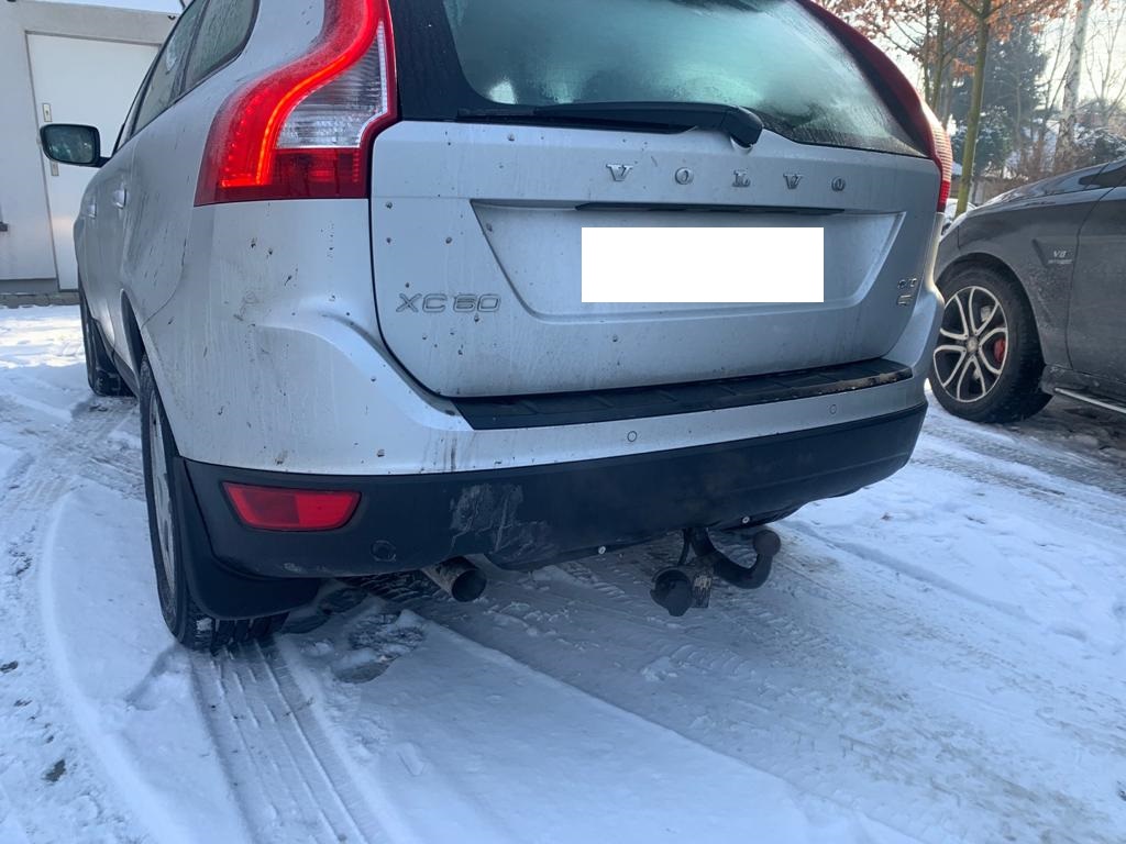 parachoque paragolpes trasero volvo xc60 pdc completo 426 ($)