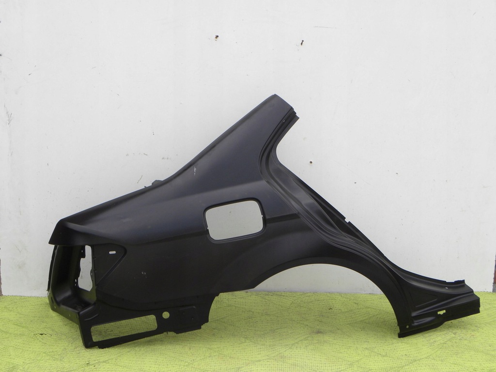 aleta chapado der. c 204 w204 sedan 07 14 ($)
