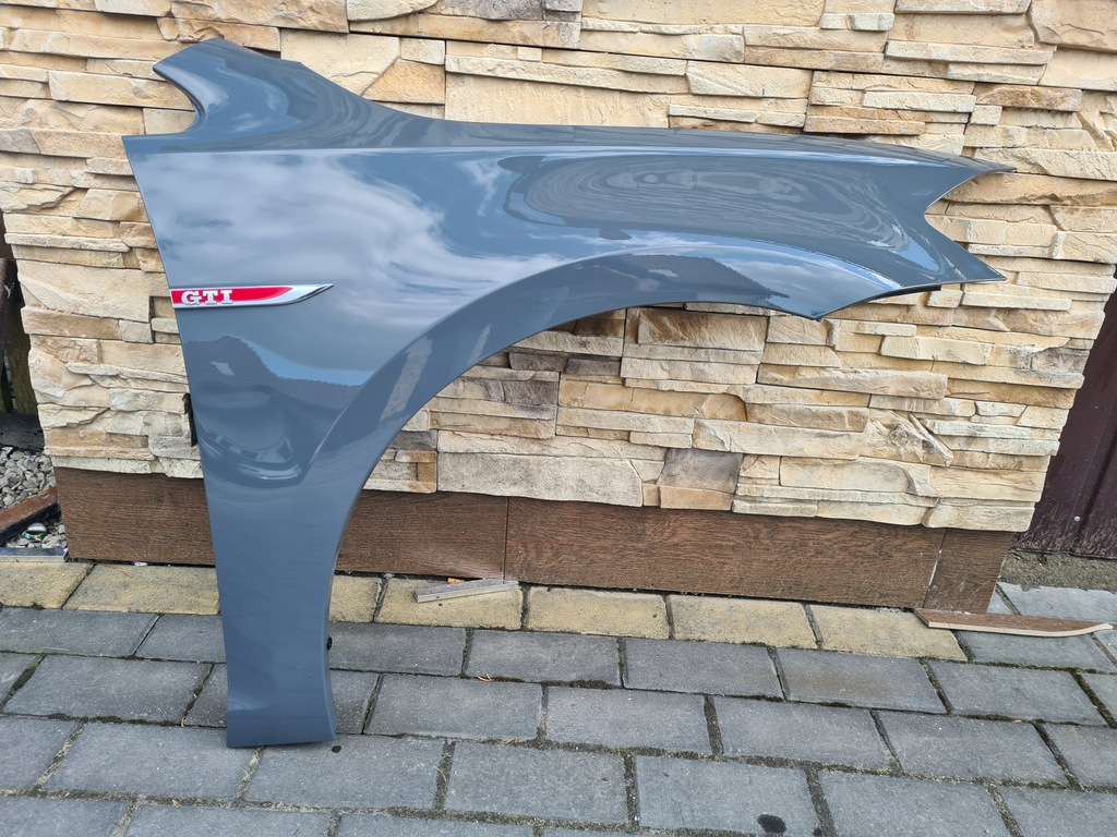 aleta der. vw golf kolor lh7j ładny ($)