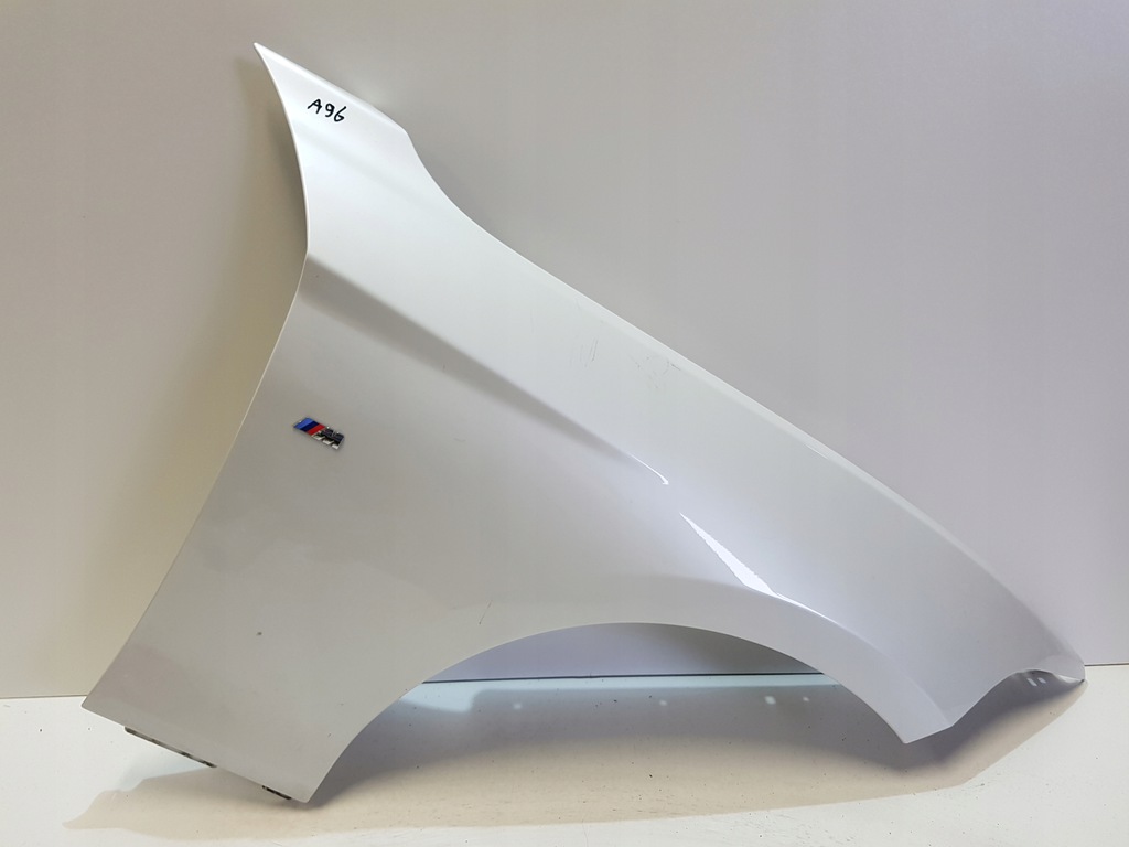 bmw f22 f23 aleta der. delantero a96 ($)
