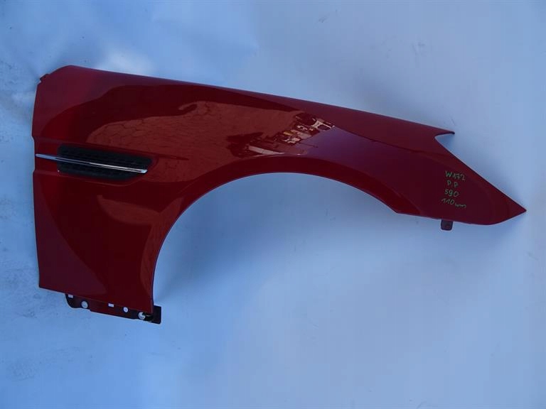 aleta der. delantero mercedes w172 slk 590 ($)