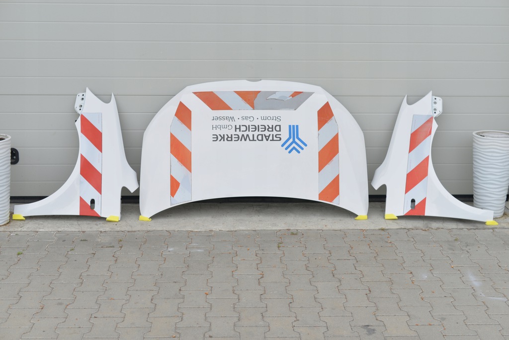 vw caddy aleta der. 2010 2015 b ładny w kolor ($)