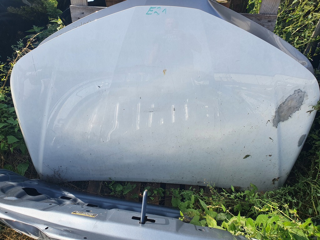 toyota corolla e21 sedan capó ($)