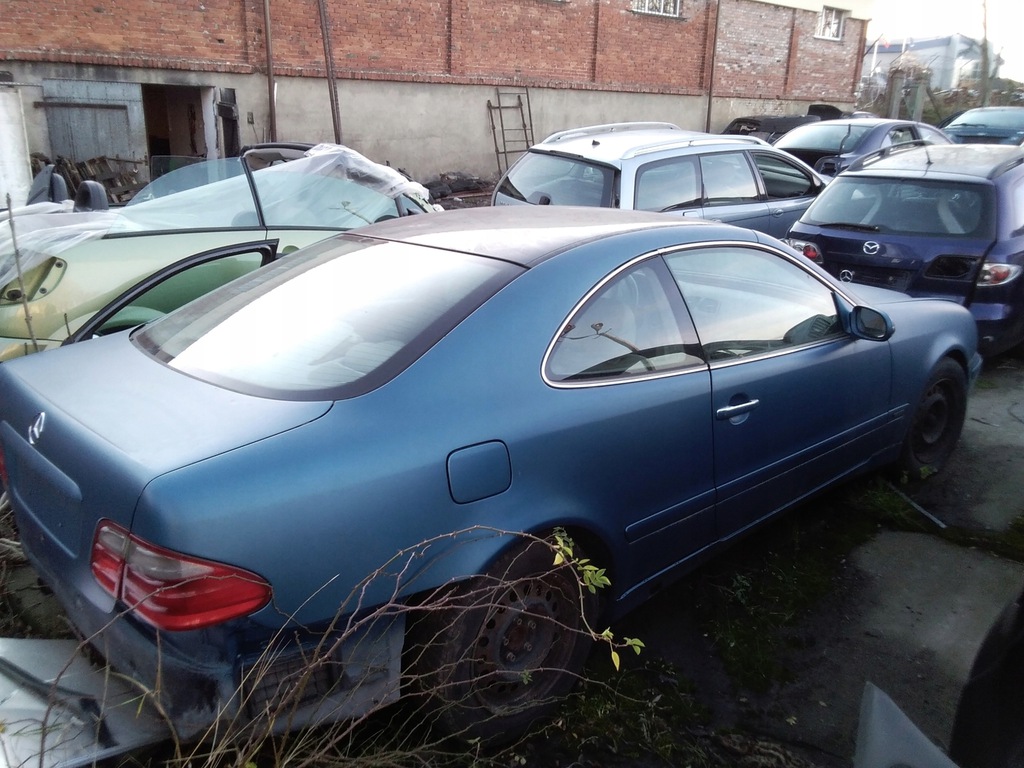 capó mercedes clk w208 2 3b 00r puertas faros,klapa ($)