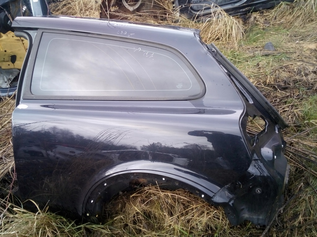 volvo c30 corte aleta izq.  trasero lift ($)