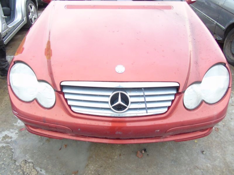 mercedes w203 coupe capó sport coupe 487 ($)