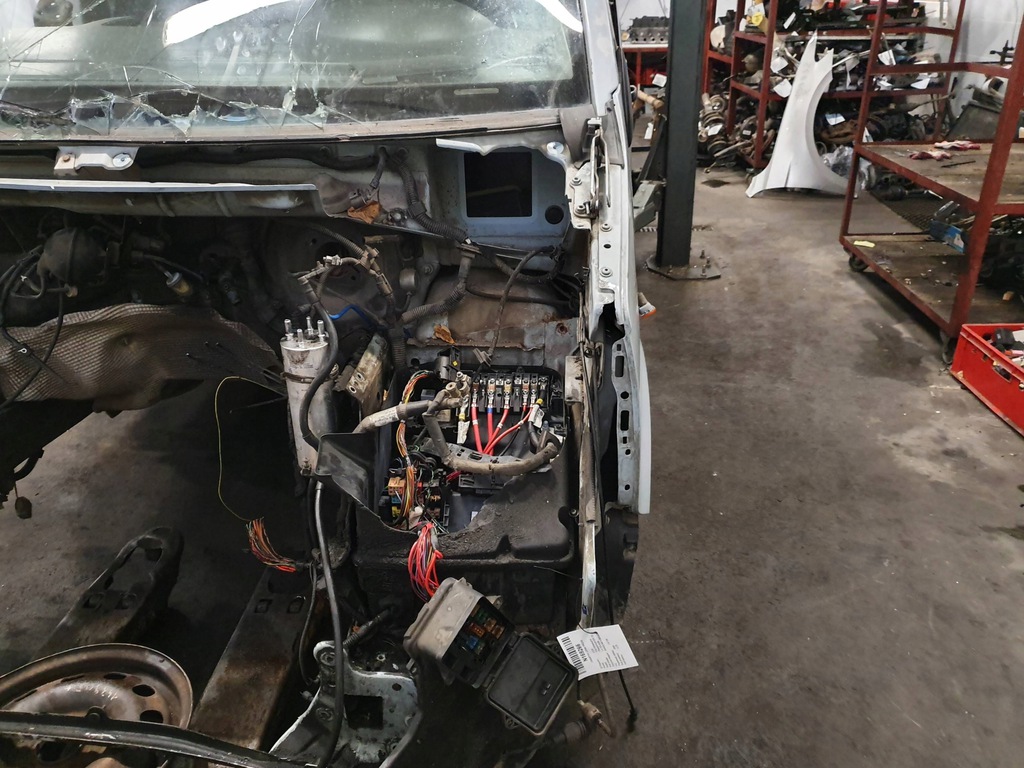 corte izq.  delantero ll7e volkswagen transporter t5 ($)