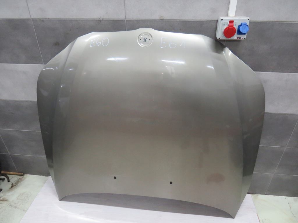 capó tapa motor bmw e60 e61 ($)
