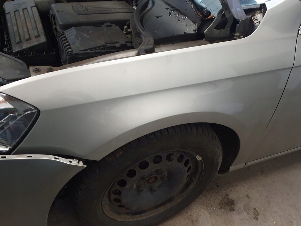 aleta izq.  delantero vw passat b7 lb7w ranchera ($)