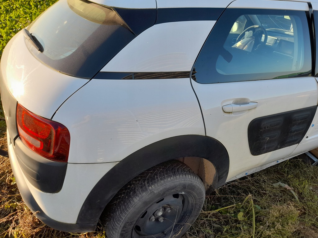 citroen c4 cactus,aleta trasero corte der. trasero ($)