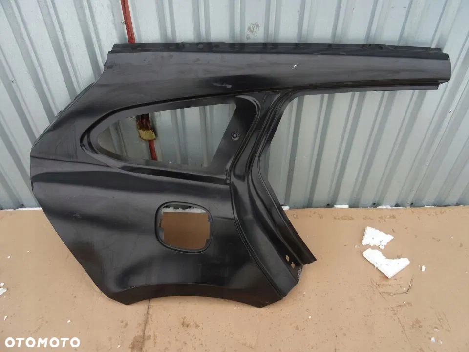 aleta corte volvo v60 der. trasero ($)