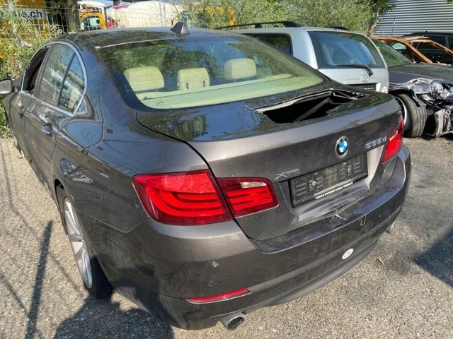 aleta izq.  trasero corte bmw f10 a17 ($)