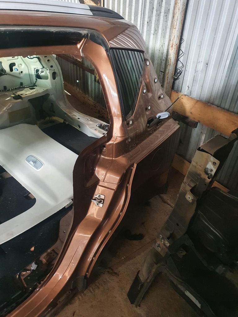 ford b max aleta trasero izq.  bmax corte ($)