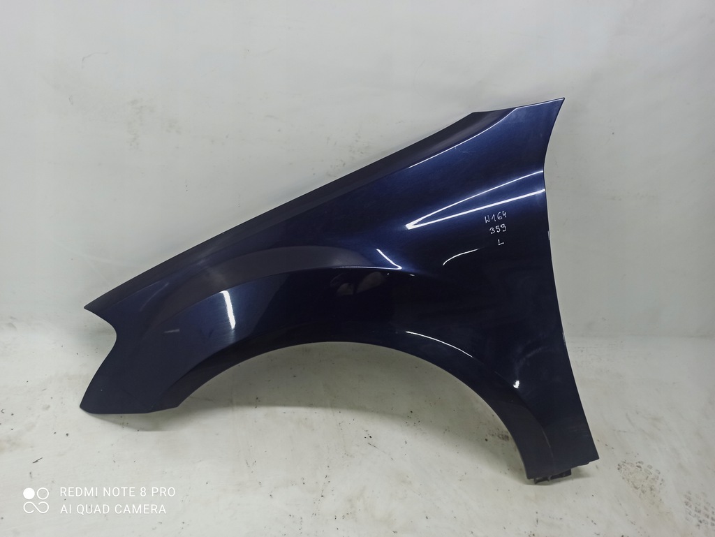 mercedes w164 ml aleta izq.  359 ($)