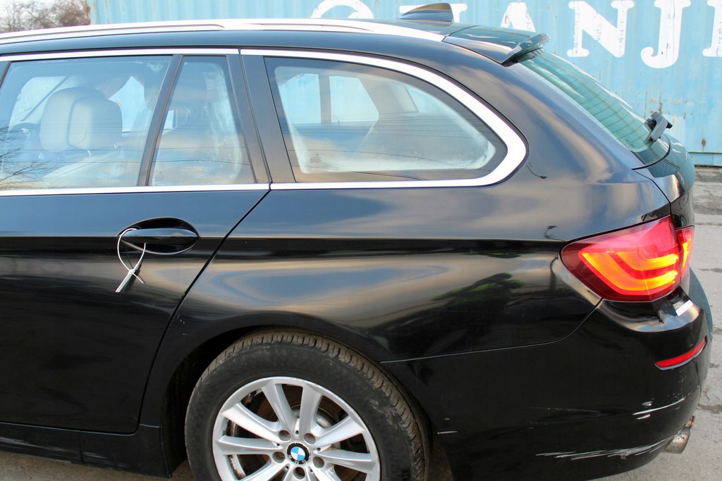 aleta izq.  trasero corte bmw f11 668 ($)