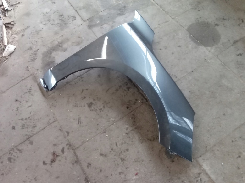 ford focus mk4 iv 18  aleta der. delantero delantero ($)