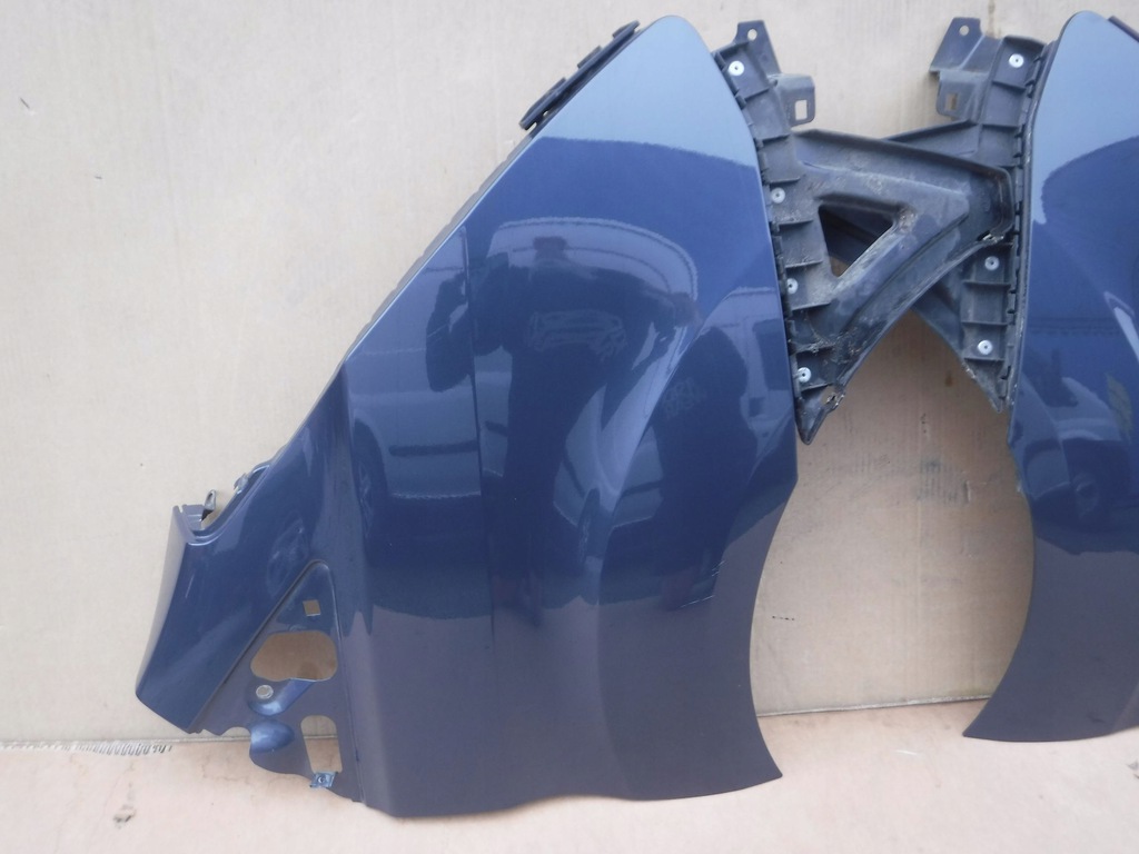aleta der. izq.  ford custom 2013 2017 impact bl ($)