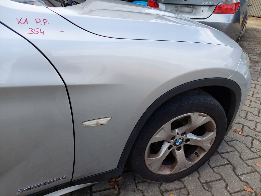 aleta der. delantero bmw x1 354 ($)