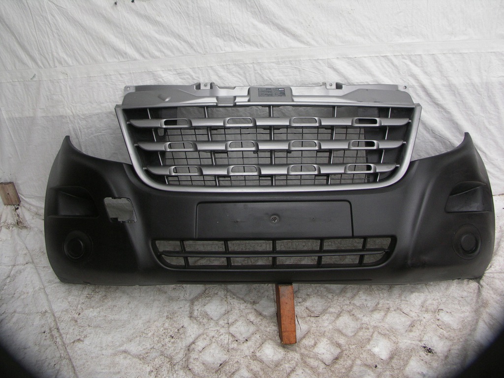master 3 iii 09  parachoque paragolpes delantero calandra ($)