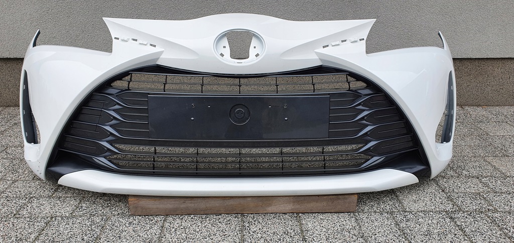 yaris iv lift 2017  parachoque paragolpes delantero original a256 ($)