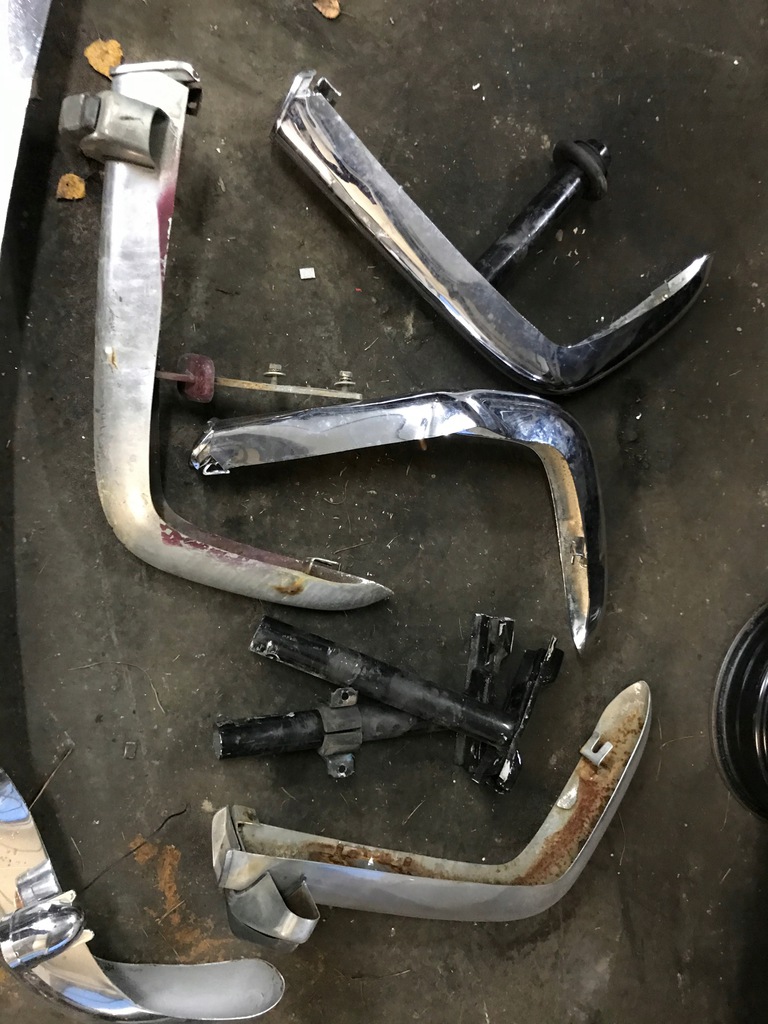 fiat 124 spider. 2000 66 82 chrom parachoque paragolpes trasero ($)