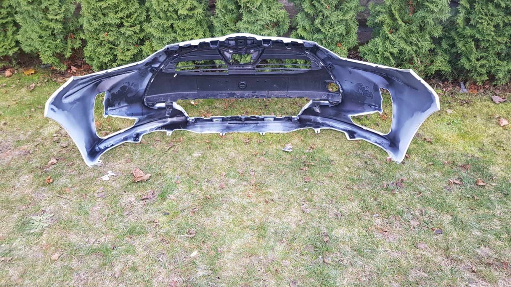 toyota yaris iv 4 p21 parachoque paragolpes delantero delantero rejilla ($)