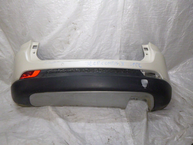 parachoque paragolpes trasero jeep compass ii 4 x pdc ($)
