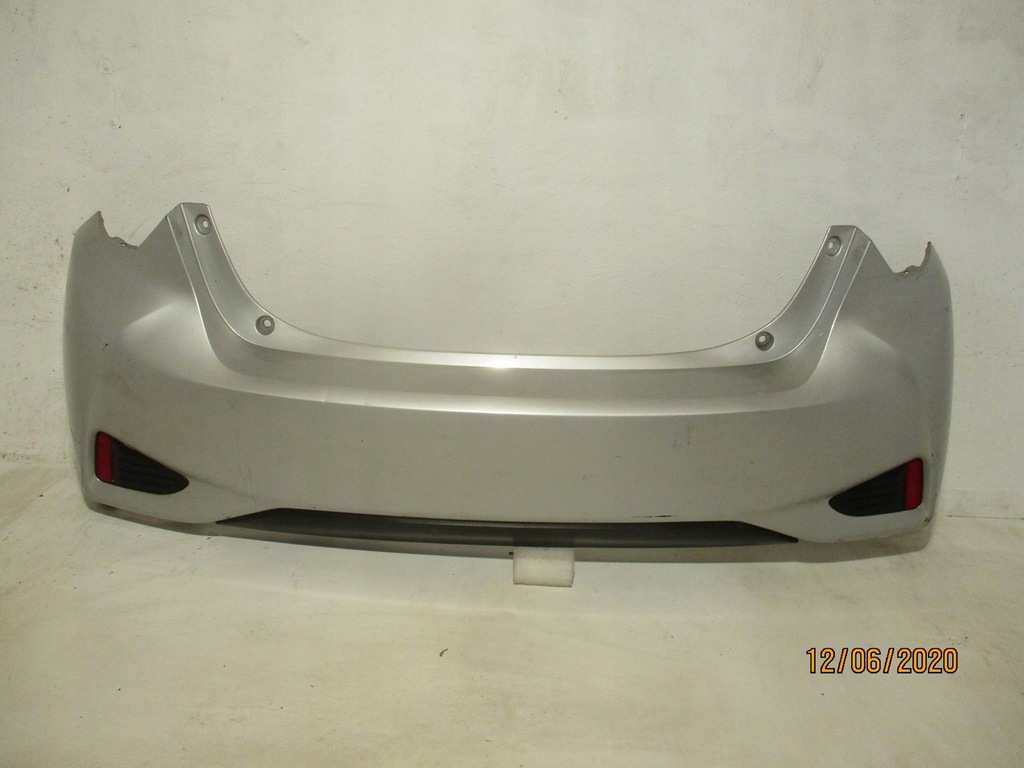 parachoque paragolpes toyota yaris 18r trasero ($)