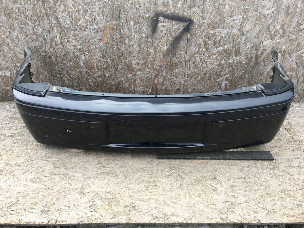 chrysler 300c 04 10 parachoque paragolpes trasero pdc sedan usa ($)