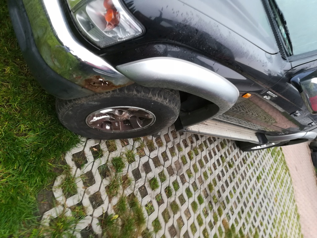 toyota hilux poszeżenia 97 2005r 4puertas ($)