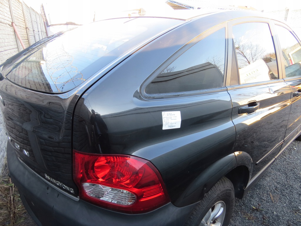 ssangyong actyon 05 13 trasero der. aleta ($)