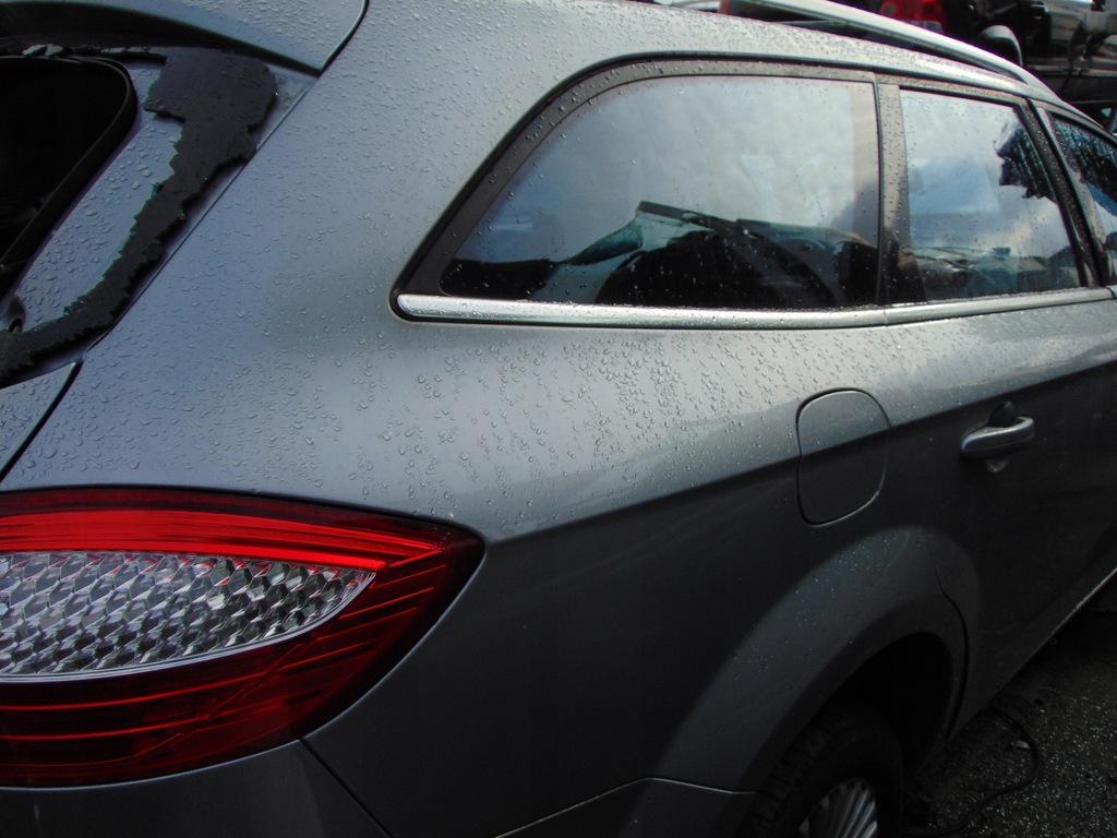aleta der. trasero corte mondeo mk4 h8 ranchera ($)