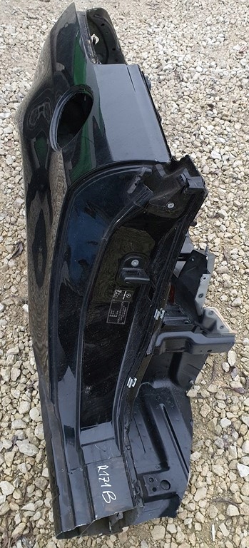 corte der. trasero aleta 197 mercedes slk r171 ($)